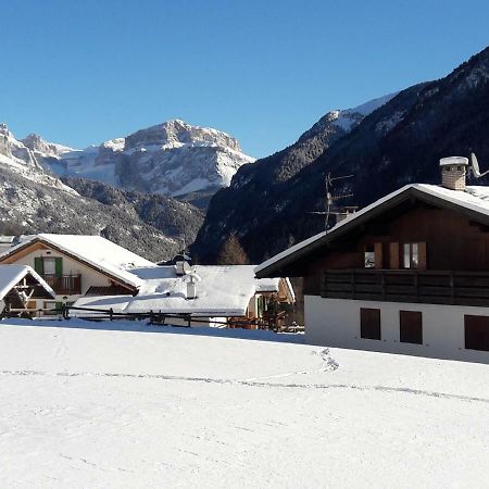 Chalet Relax Pozza di Fassa Exteriör bild