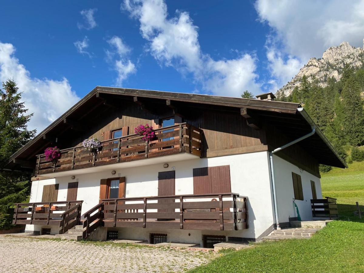 Chalet Relax Pozza di Fassa Exteriör bild
