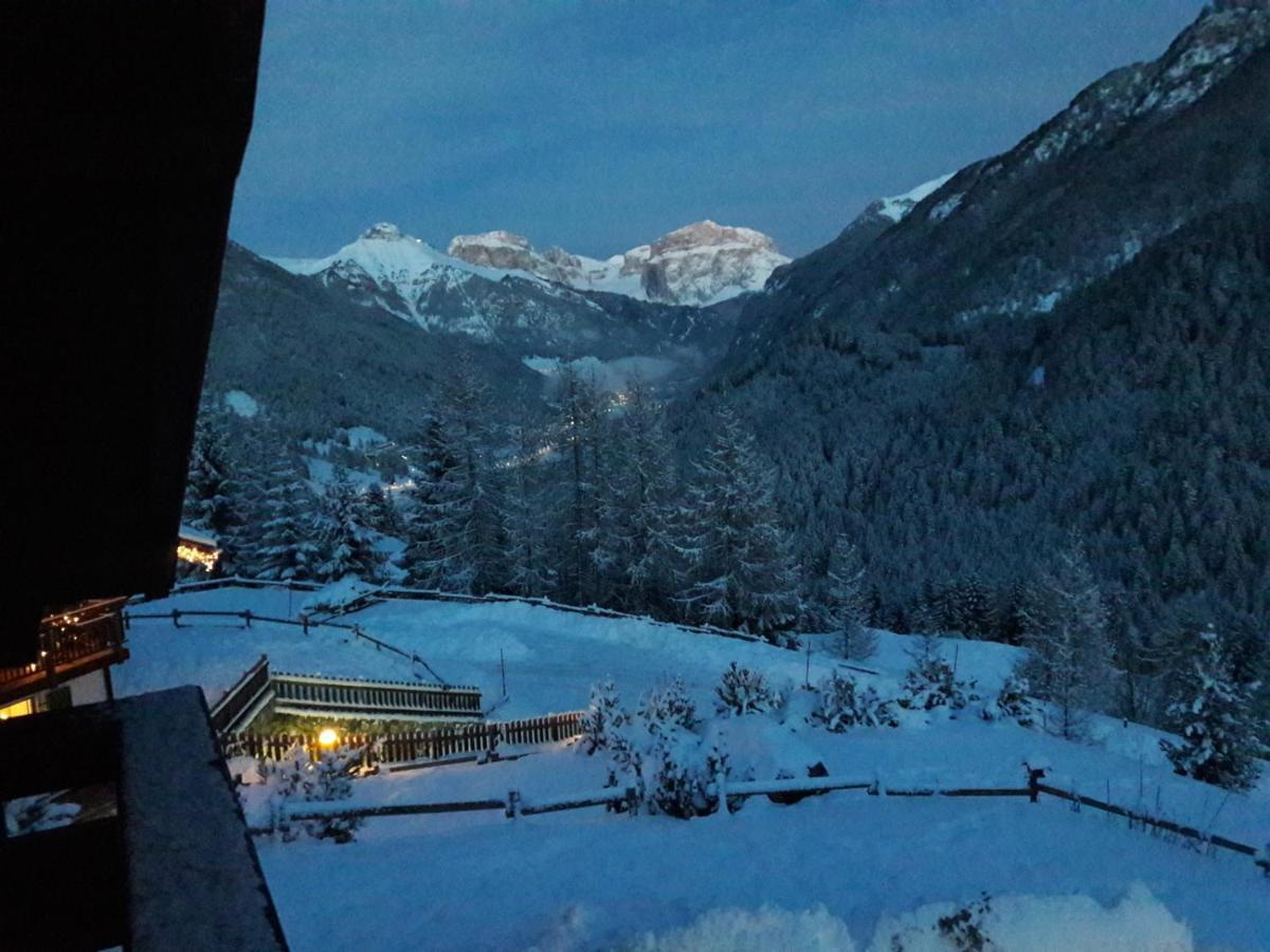 Chalet Relax Pozza di Fassa Exteriör bild