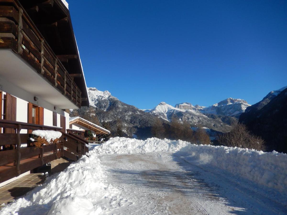 Chalet Relax Pozza di Fassa Exteriör bild