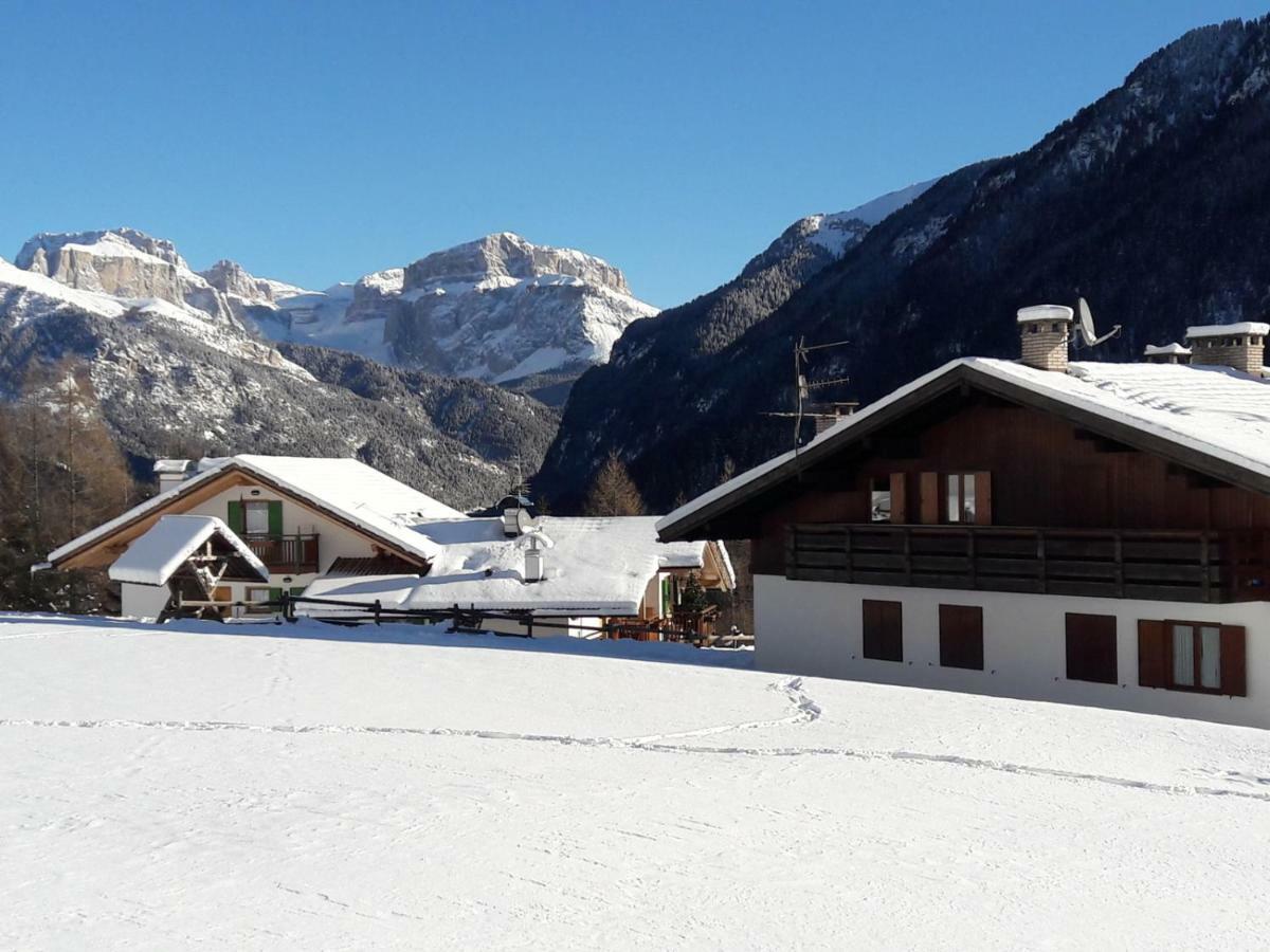 Chalet Relax Pozza di Fassa Exteriör bild