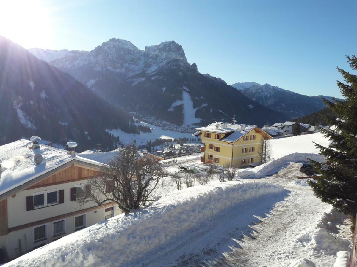 Chalet Relax Pozza di Fassa Exteriör bild